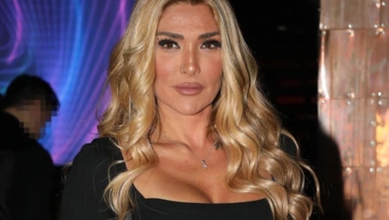 9 Έλληνες celebrities που ήρθαν αντιμέτωποι με UFO (vids)